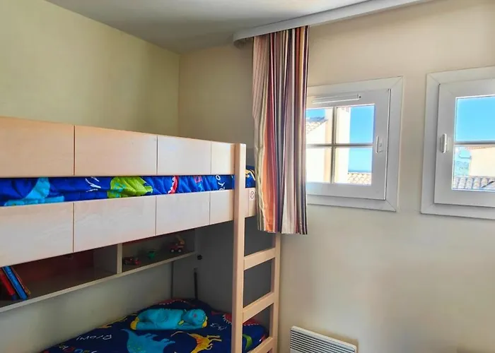 Beautiful With Ac And Swimming Pool Apartmán *