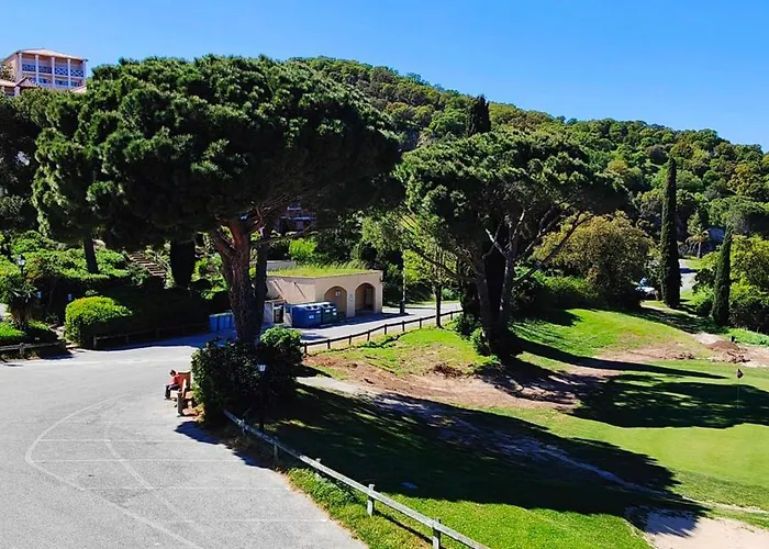 Apartmán Beautiful With Ac And Swimming Pool