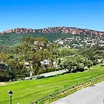 Beautiful With Ac And Swimming Pool * Saint-Raphaël