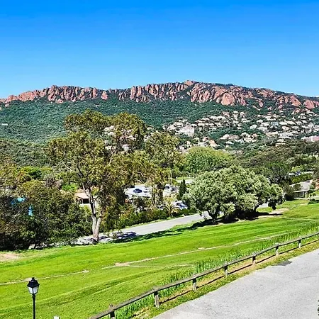Beautiful With Ac And Swimming Pool * Saint-Raphael (Var)